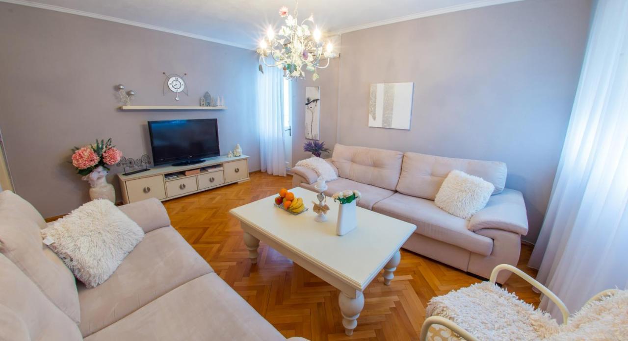 Luxe Living In Mostar Exterior foto